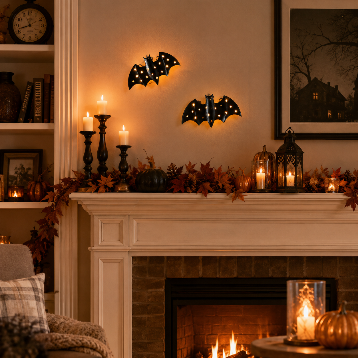 1pcs / Lighted Metal Bat Wall Decor -- 7.9 x 3.9 in Black Iron Bat Wall Hanging with Warm LED Glow