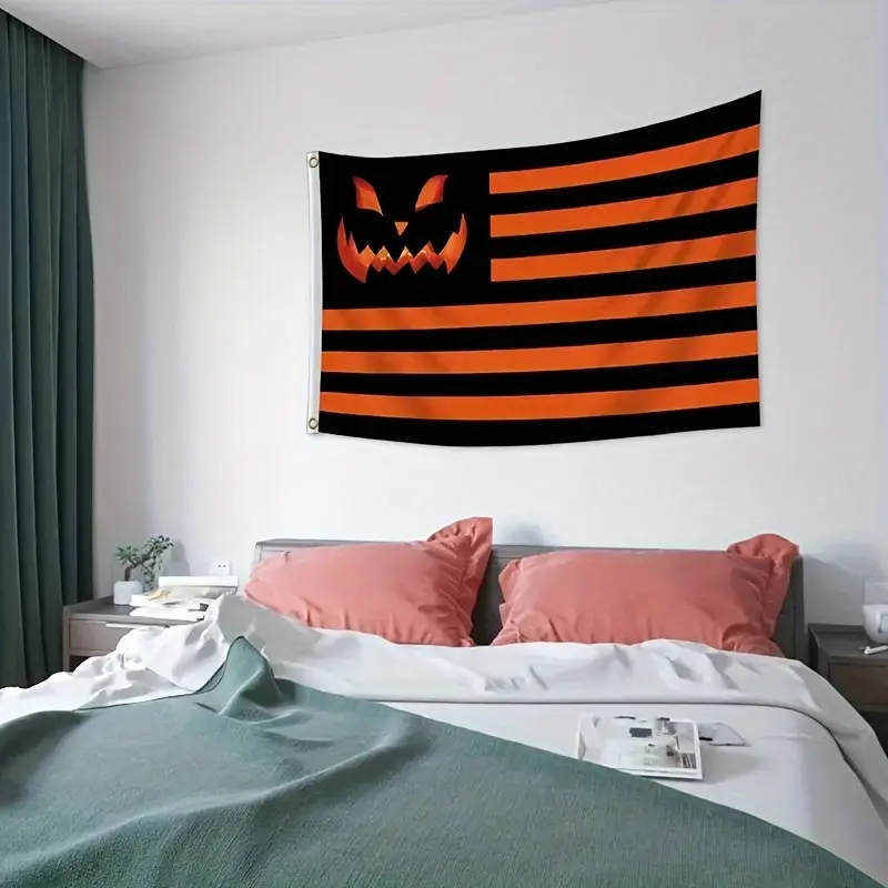 Halloween Pumpkin Stripe Garden Flag – Spooky Jack-O’-Lantern Porch Yard Banner Decor